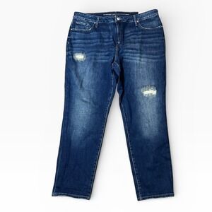 NWT Chicos So Slimming Girlfriend Slim Leg Ankle Jeans Cherry Indigo 3/16R Boho